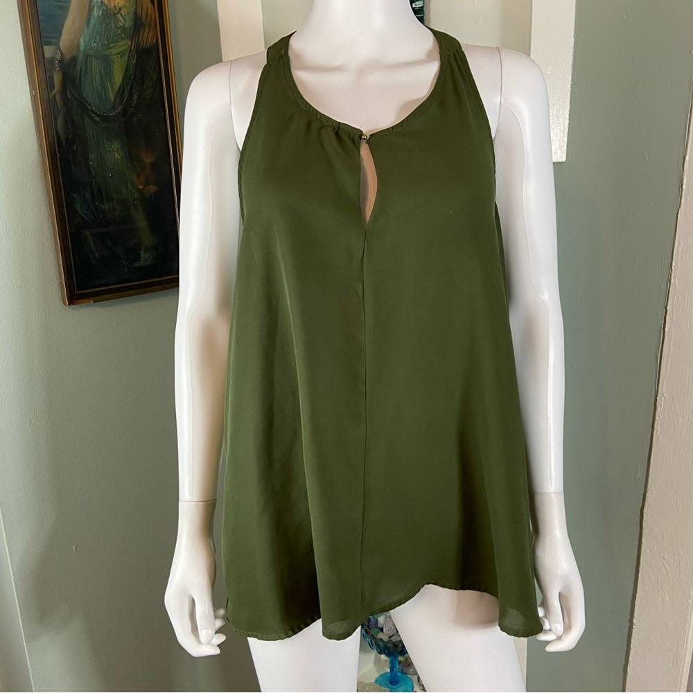 3/$12 Harve Benard Army Green Draped Racerback Tank Top Large L Keyhole - Picture 5 of 12